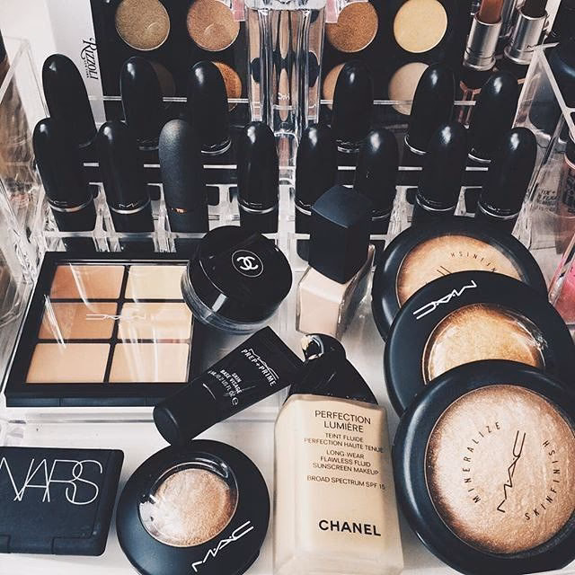 What is Addison Rae's makeup line?