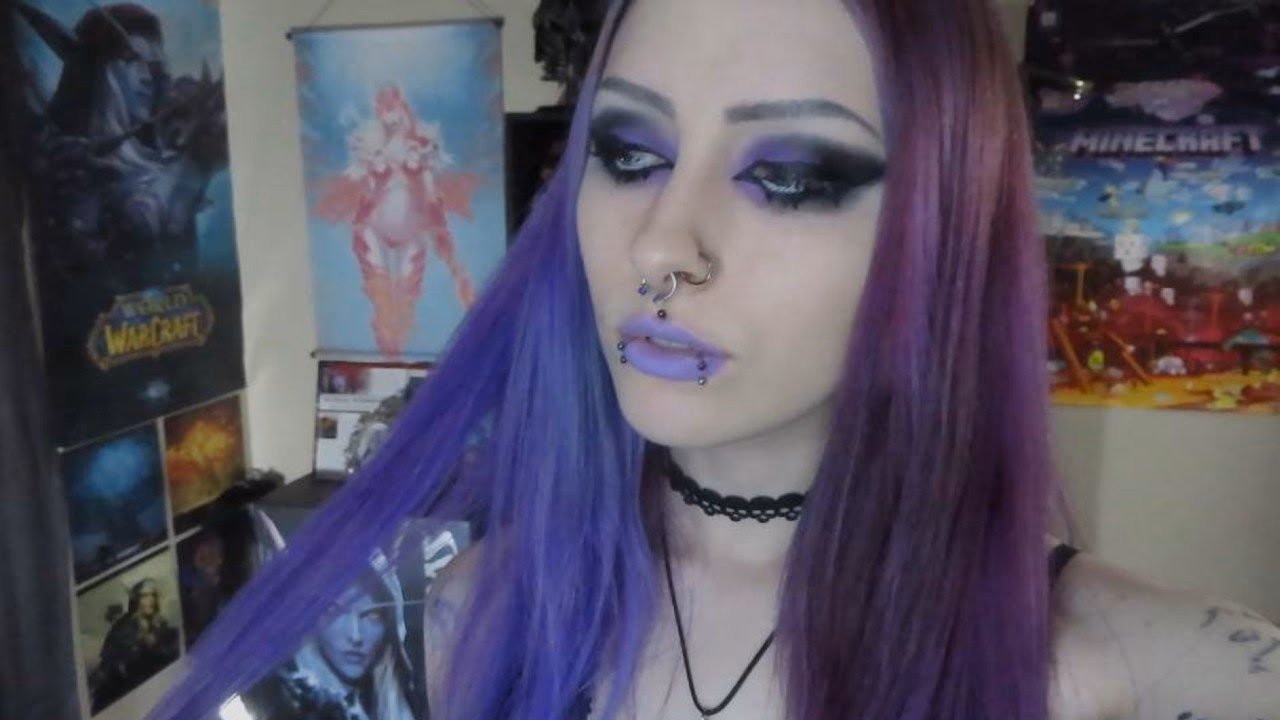What color neutralizes purple makeup?