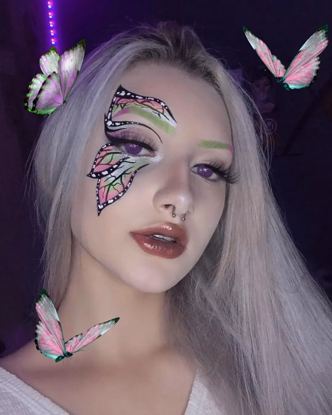 How to make a anime character face?