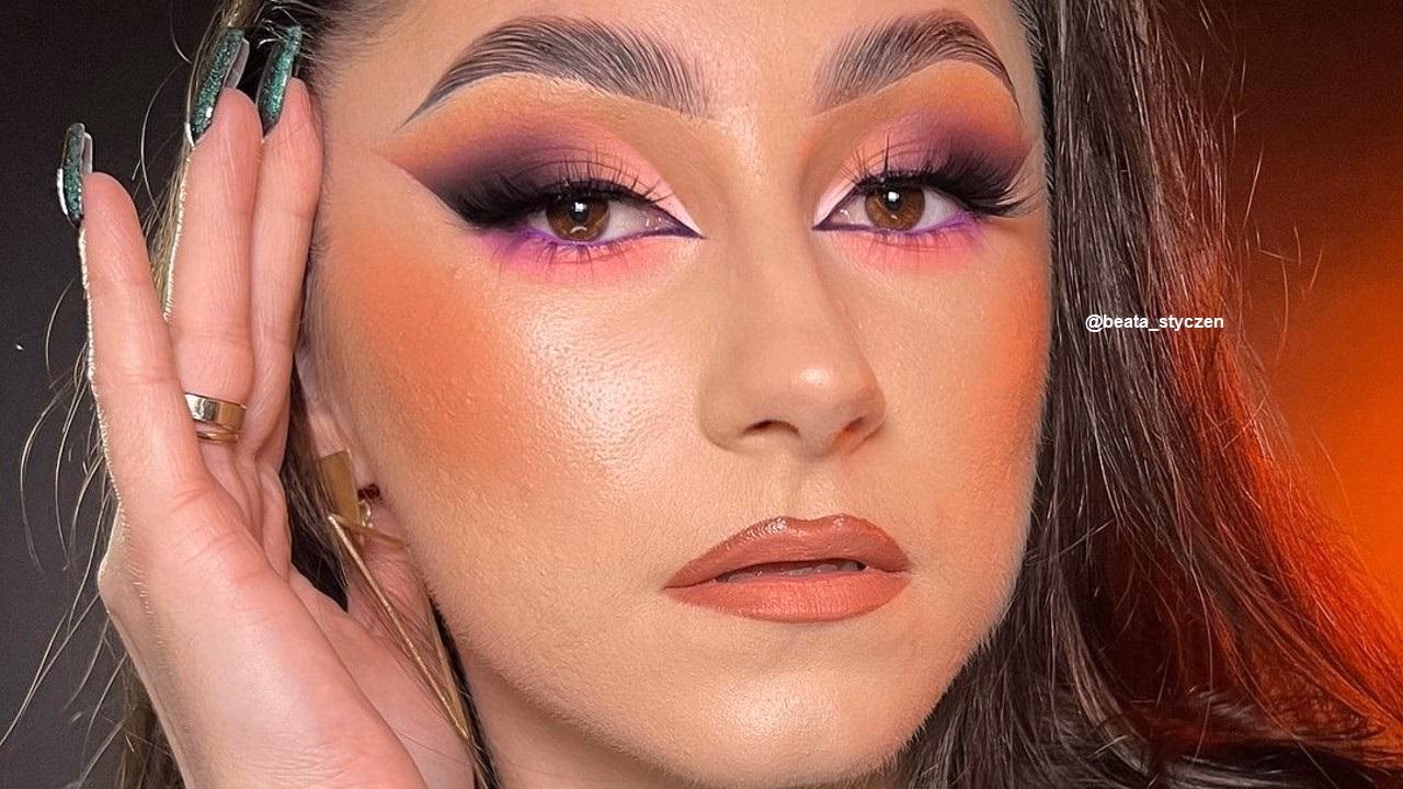 Is apricot yellow or orange?