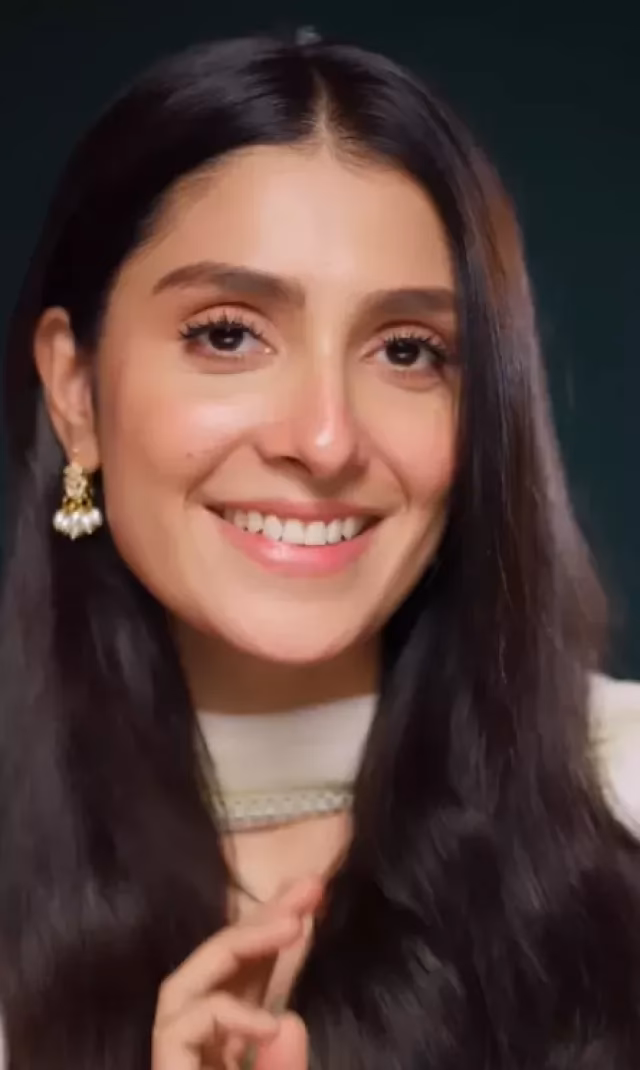 What is the first appearance of Ayeza Khan?