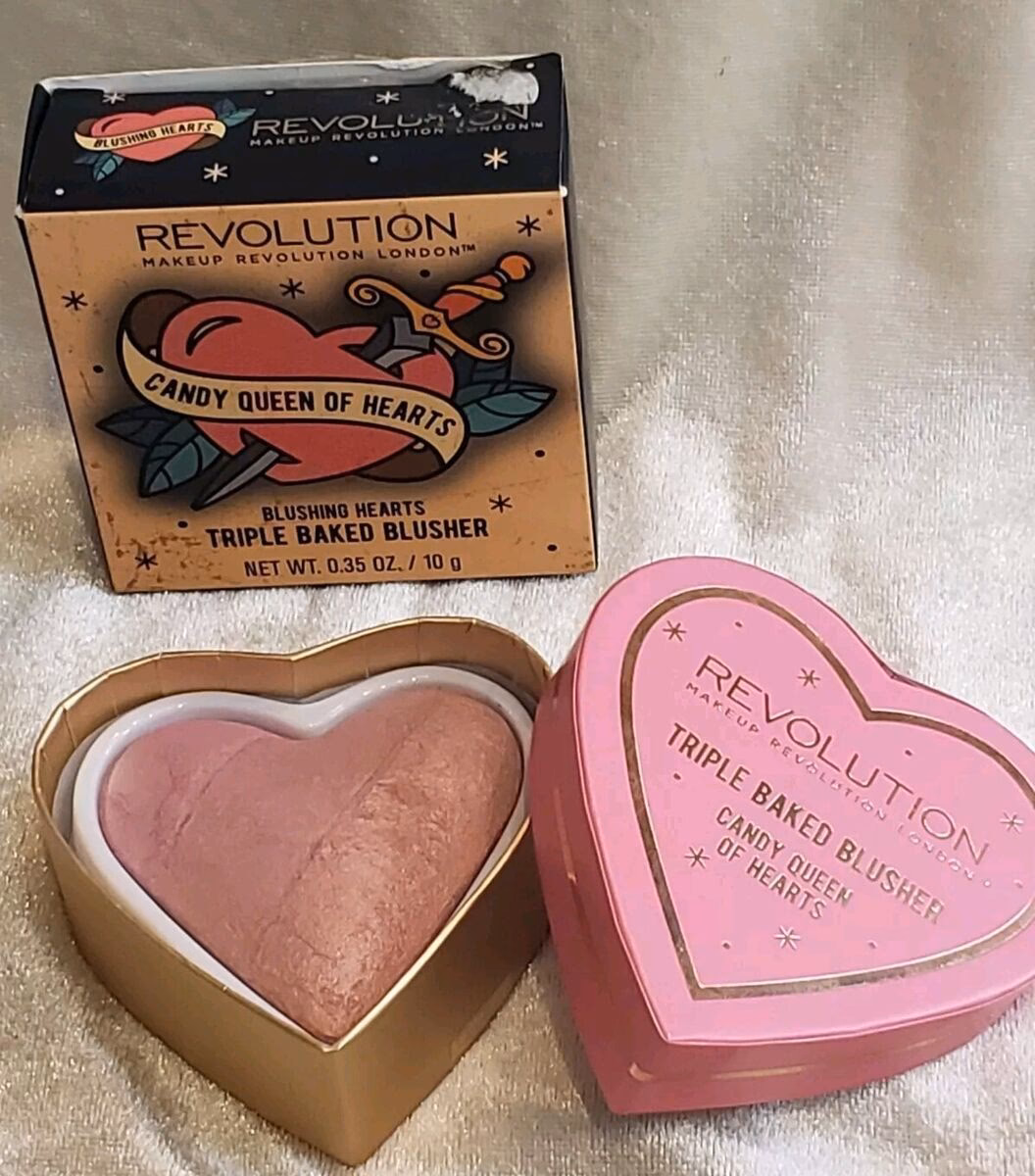 What are the ingredients in makeup revolution blush bomb?