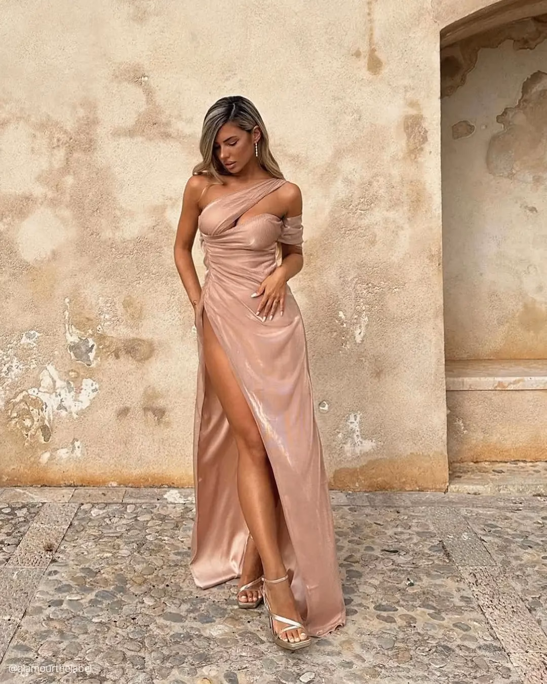 Is it OK to wear a beige dress to a wedding?