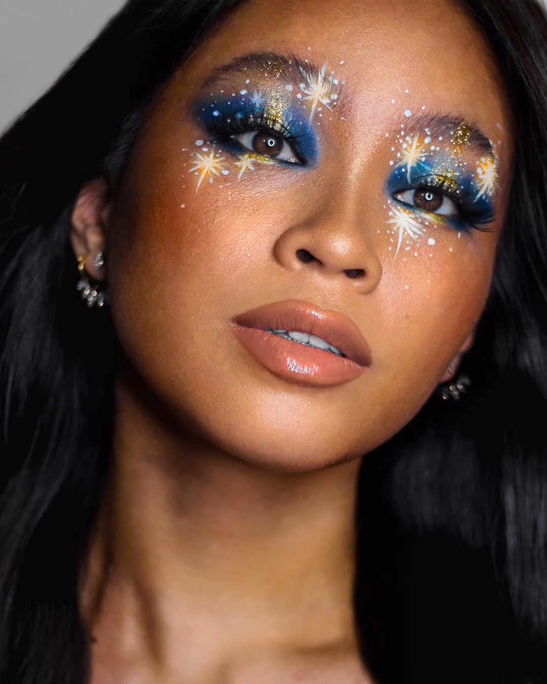 What does the Bible say a woman should look like?