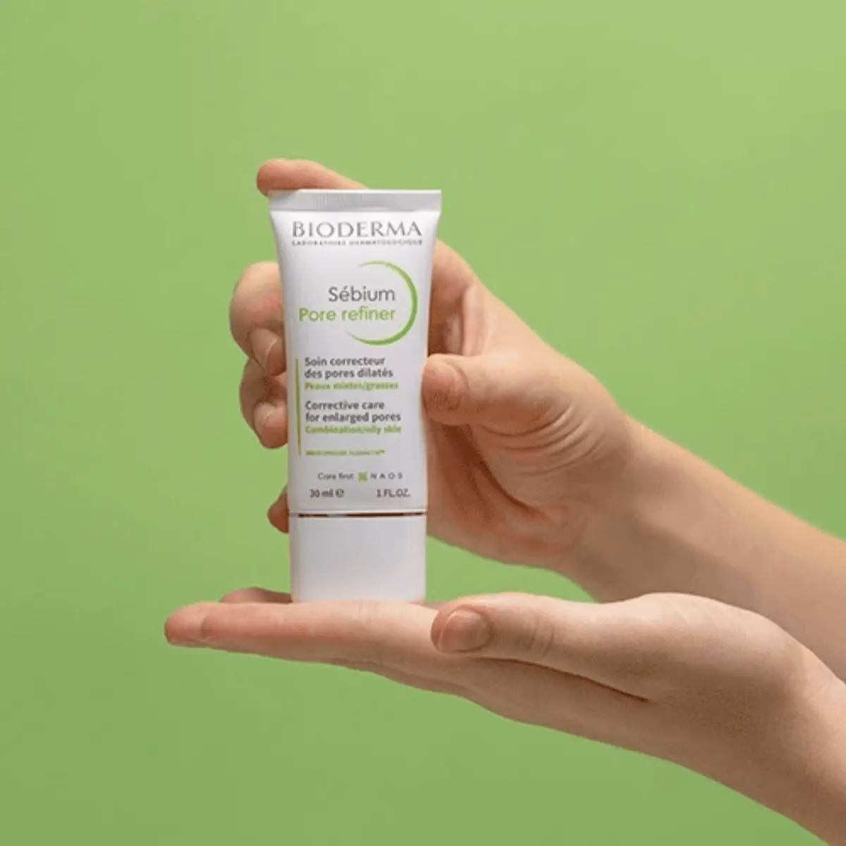 Is Bioderma Sebium Pore Refiner a primer?