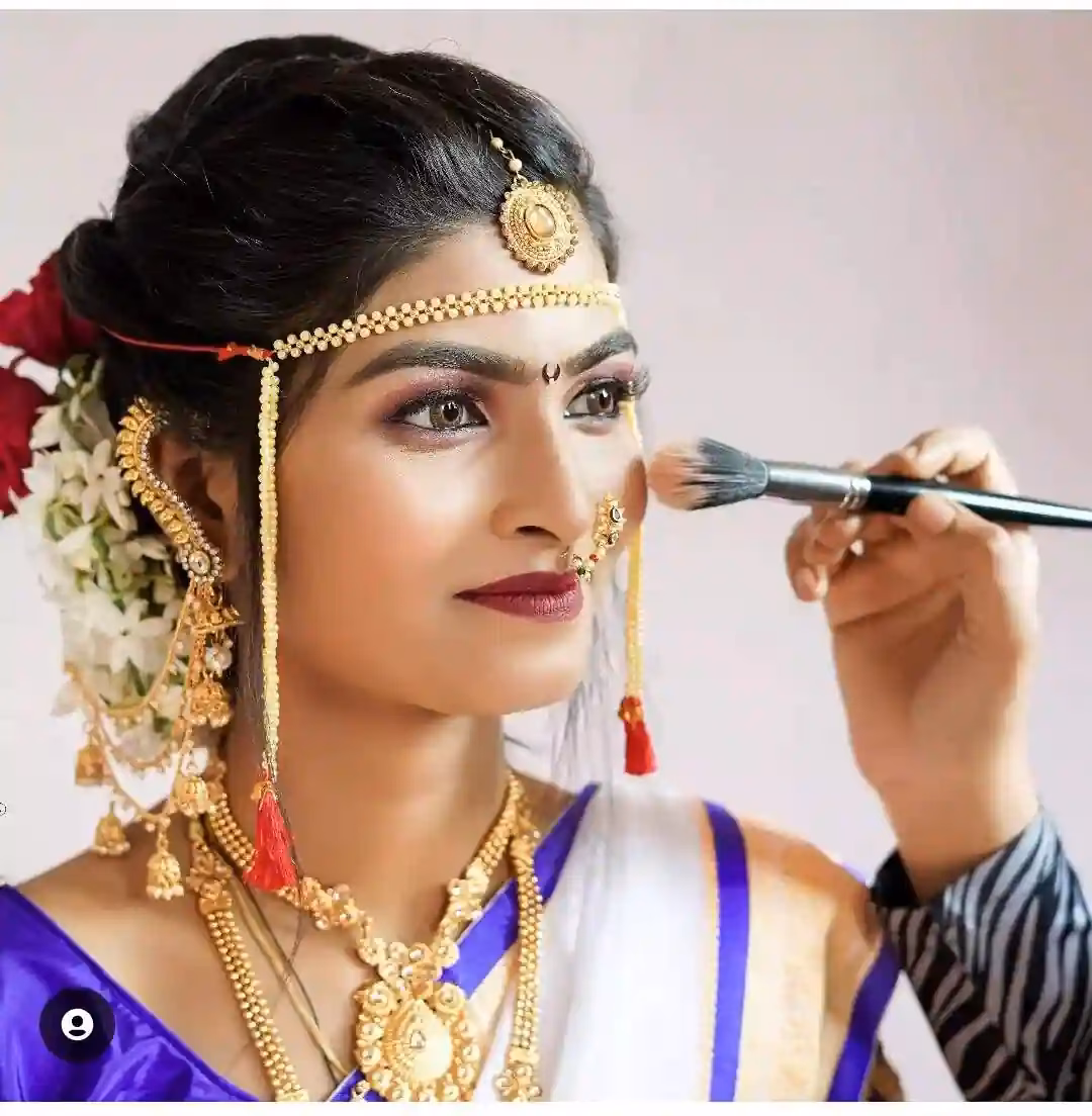 How much does bridal makeup cost in Pune?