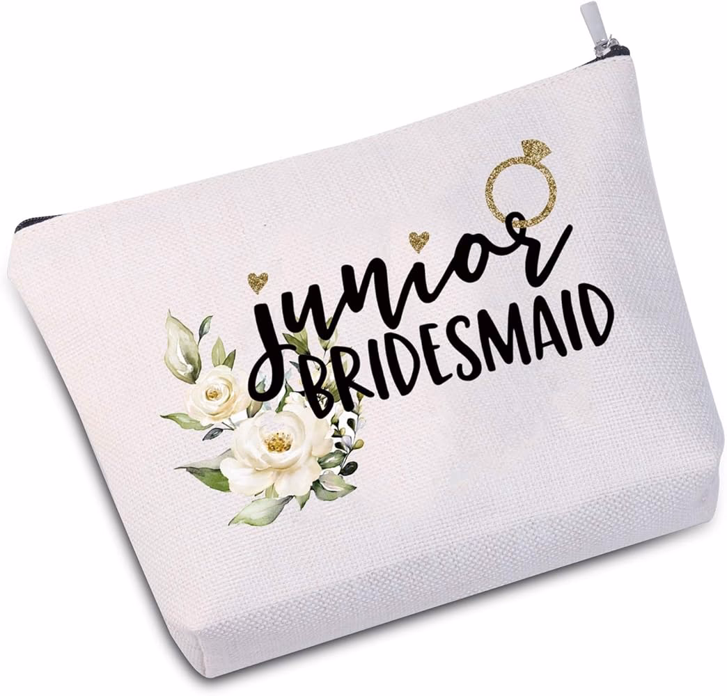 Should a bridesmaid have a bag?