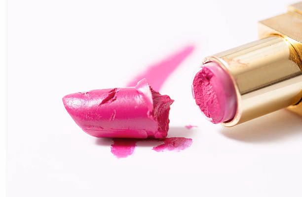 What does spoiled lipstick look like?