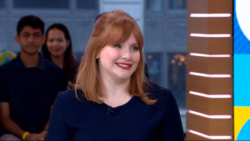 How much weight did Bryce Dallas Howard gain for Black Mirror?
