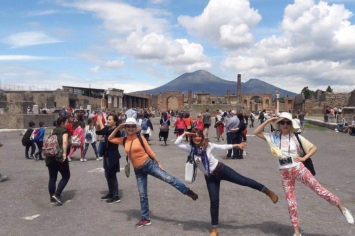 Why does Kaecilius say hypocrite?