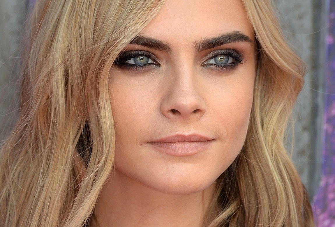 How to make older eyes look bigger with makeup?
