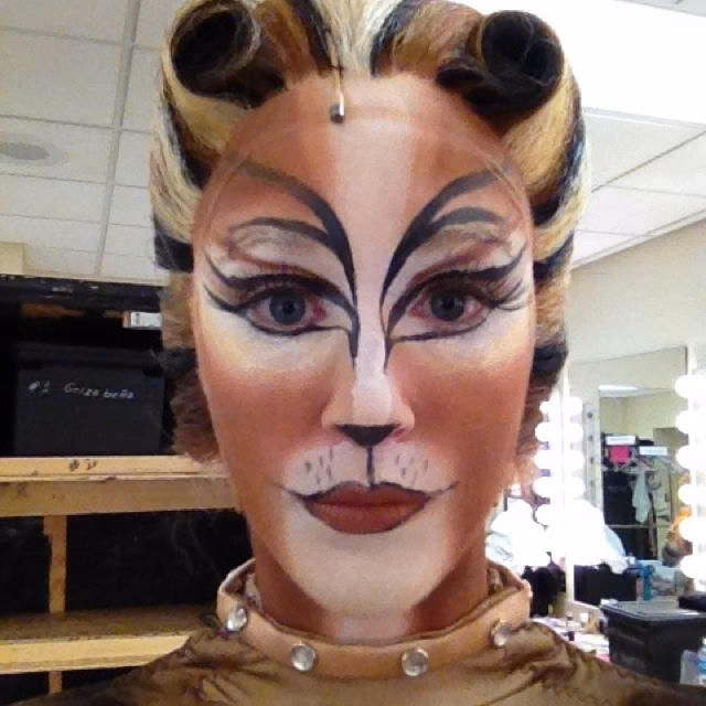 What breed is Cassandra from cats?