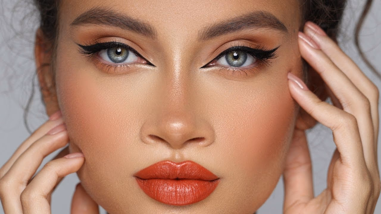 Is cat eye eyeliner outdated?