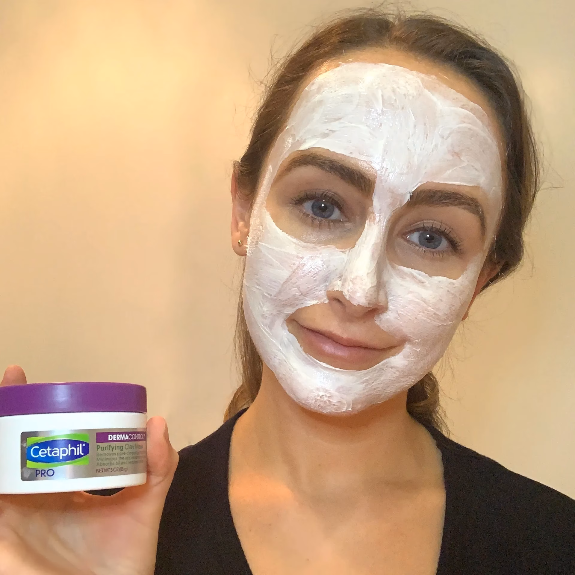 Is Cetaphil oil Control moisturizer good for acne?