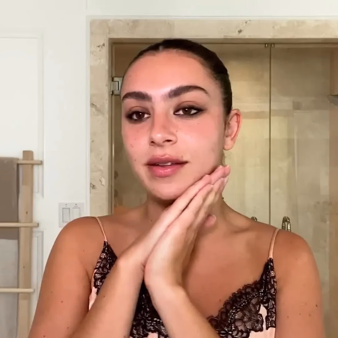 How much does it cost to hire Charli XCX?