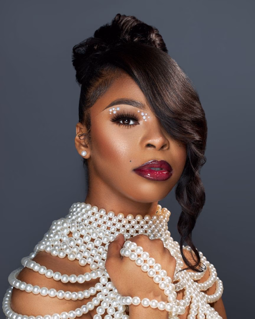 Are there any Christian makeup brands?