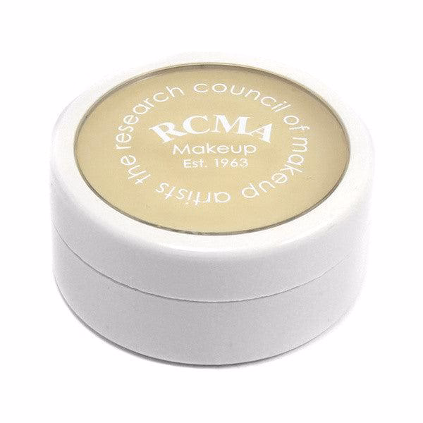 Is there such a thing as clear foundation?