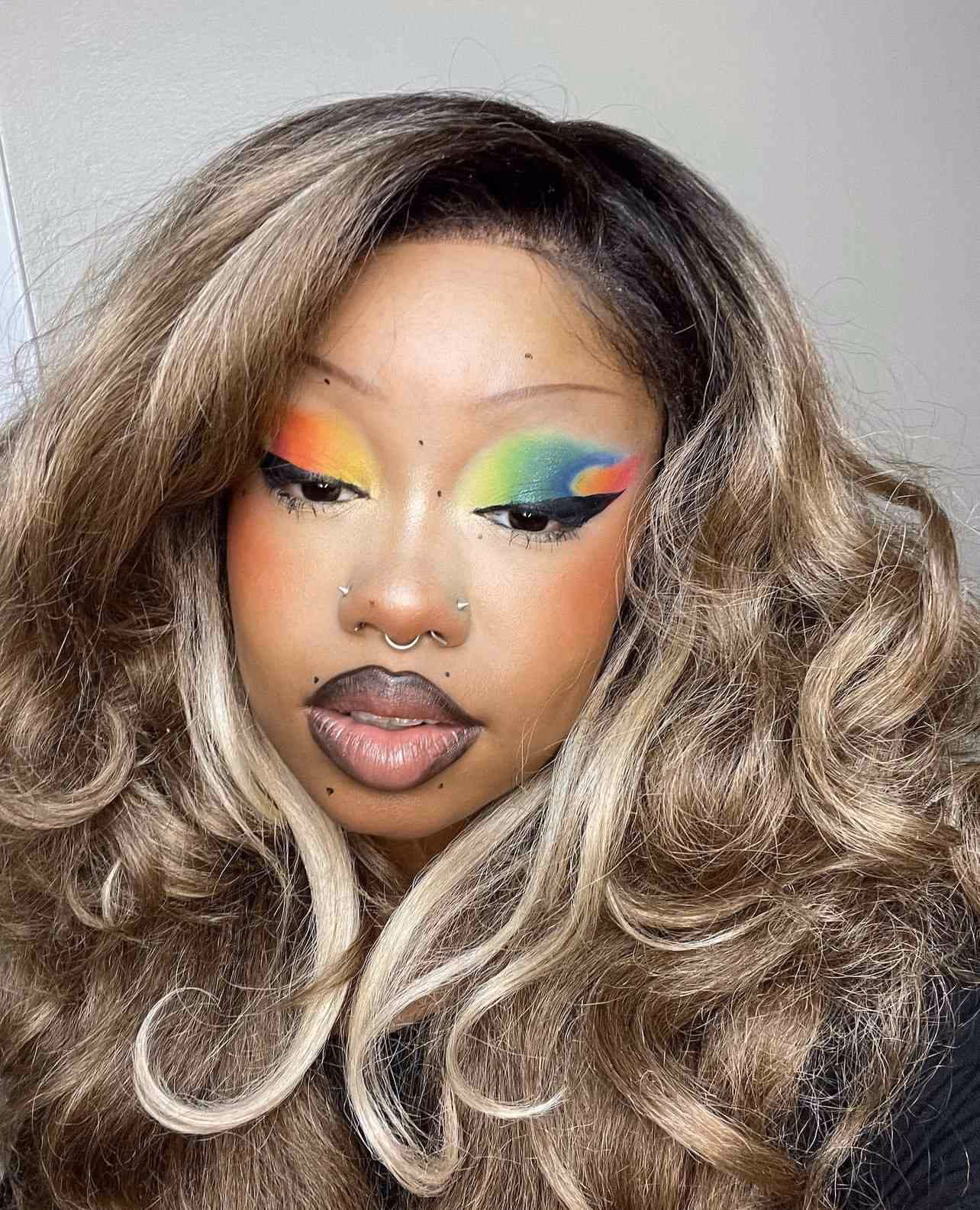 Does colorful hair make you look younger?