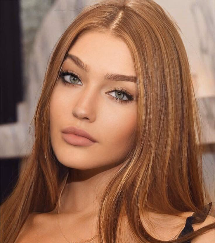 Is copper blonde the same as strawberry blonde?