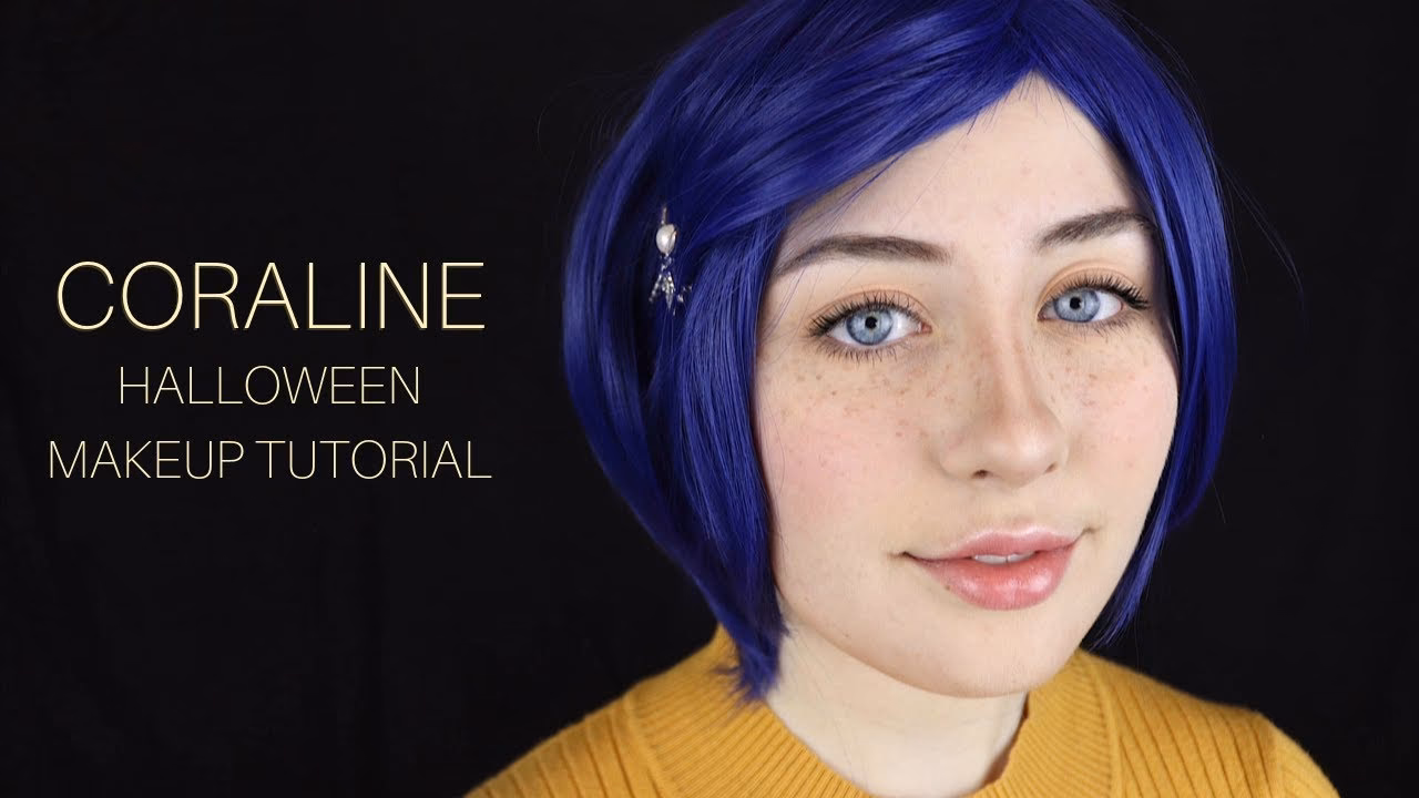 How to make a Coraline outfit?