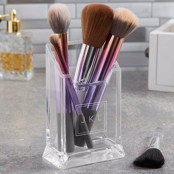 How to make your own makeup brushes?