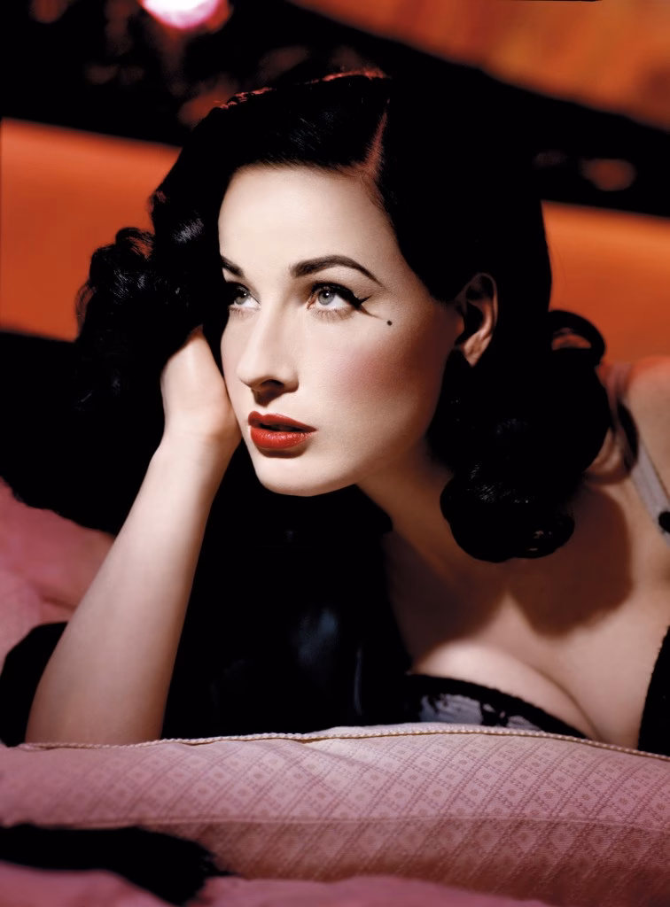 What is Dita Von Teese's aesthetic?