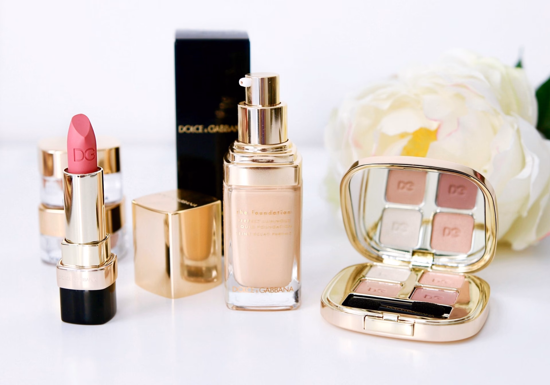 Does Macy's carry Dolce and Gabbana?