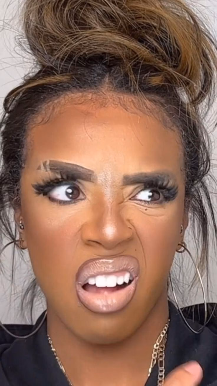 What makeup is popular in the UK?