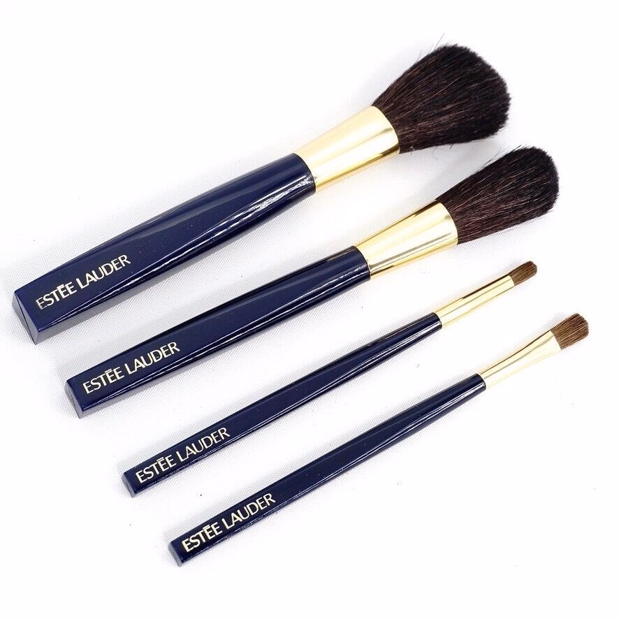 Does Estée Lauder sell brushes?
