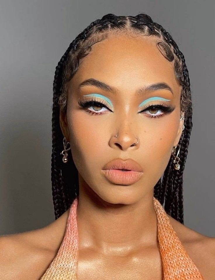 What are different eyeshadow looks called?