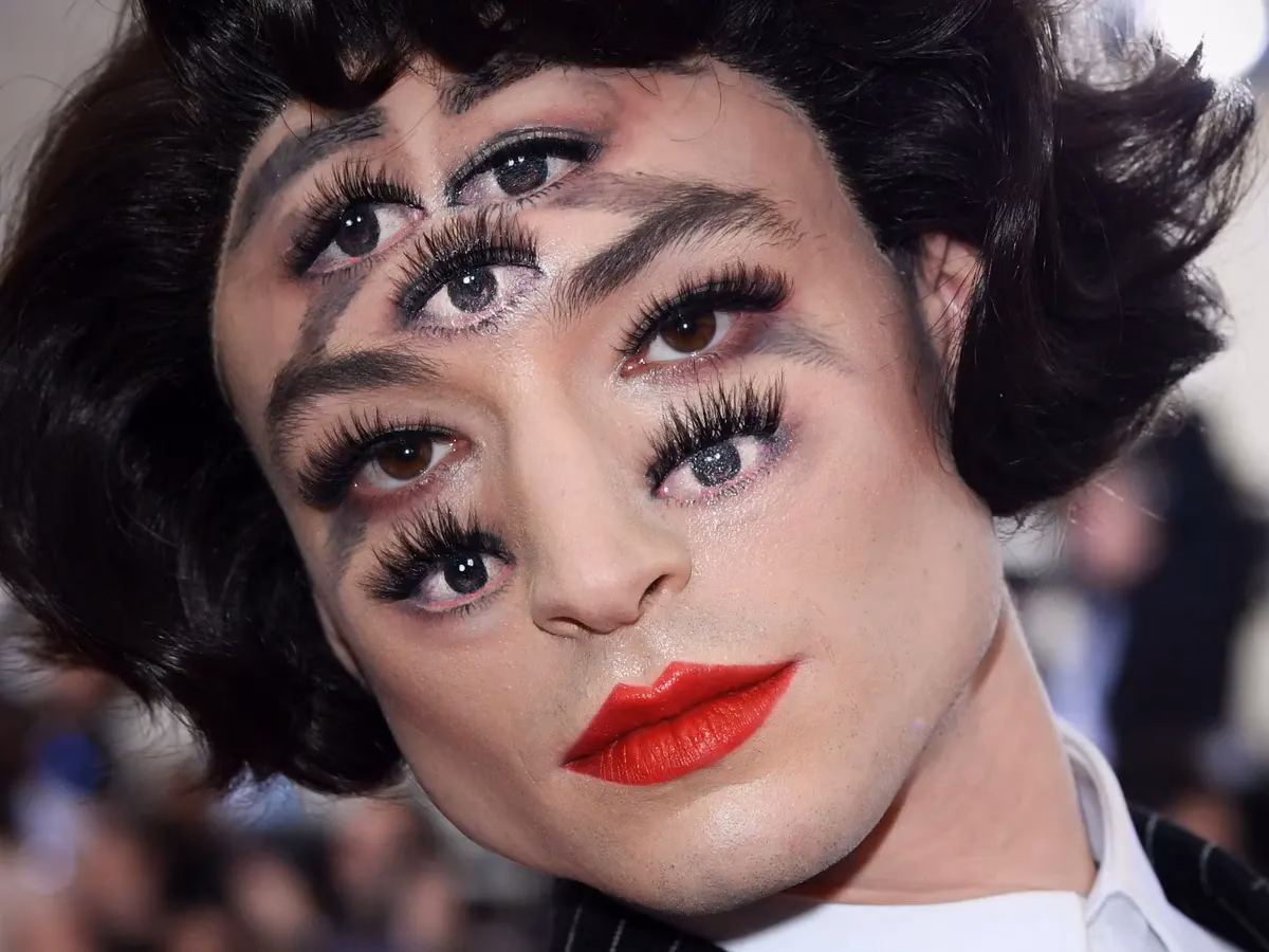 Is Ezra Miller poly?