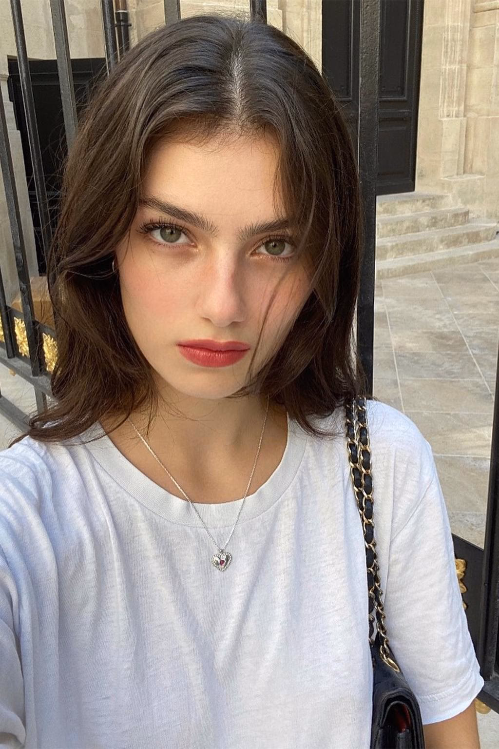 What is the French makeup look?