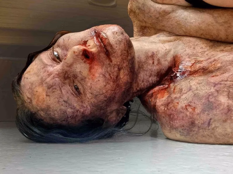 Do you need a license to do makeup on dead people?