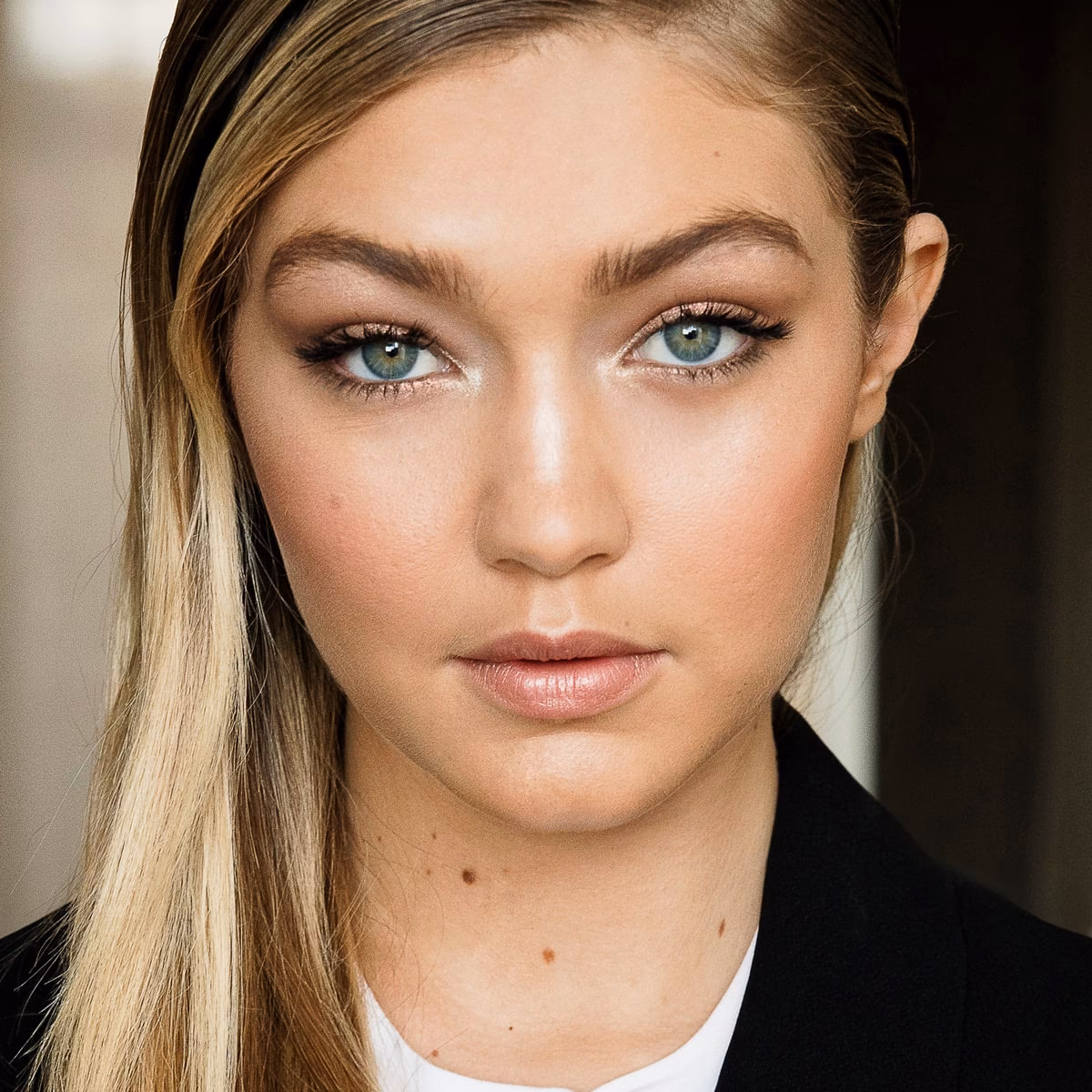 Is Gigi Hadid's hair natural?
