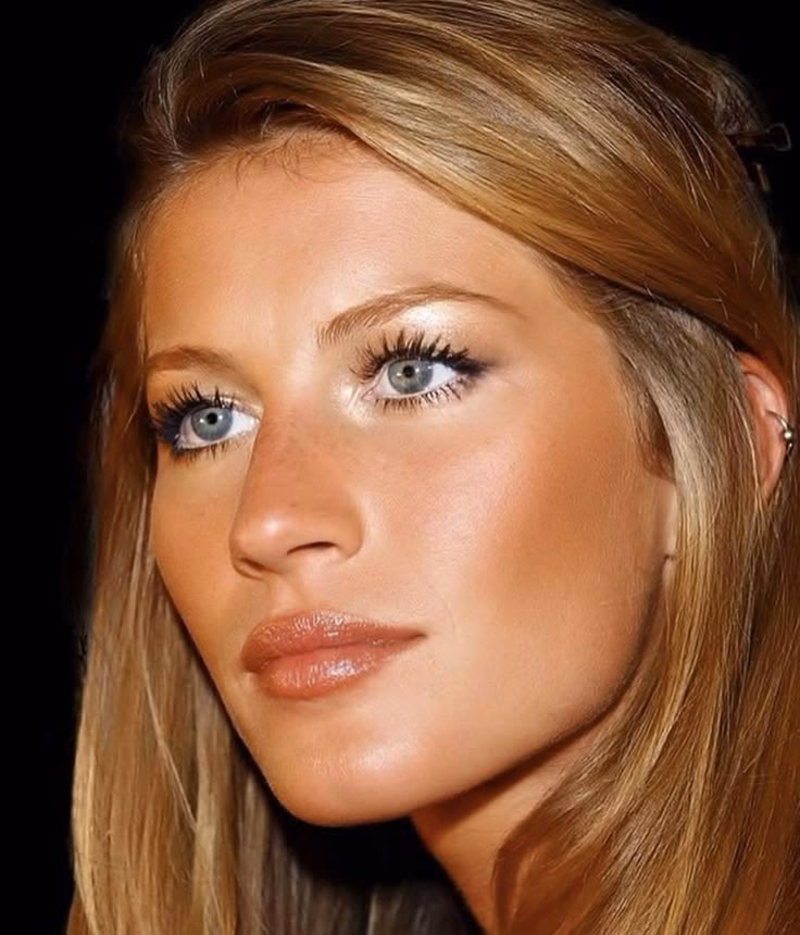 What foundation does Gisele Bündchen use?