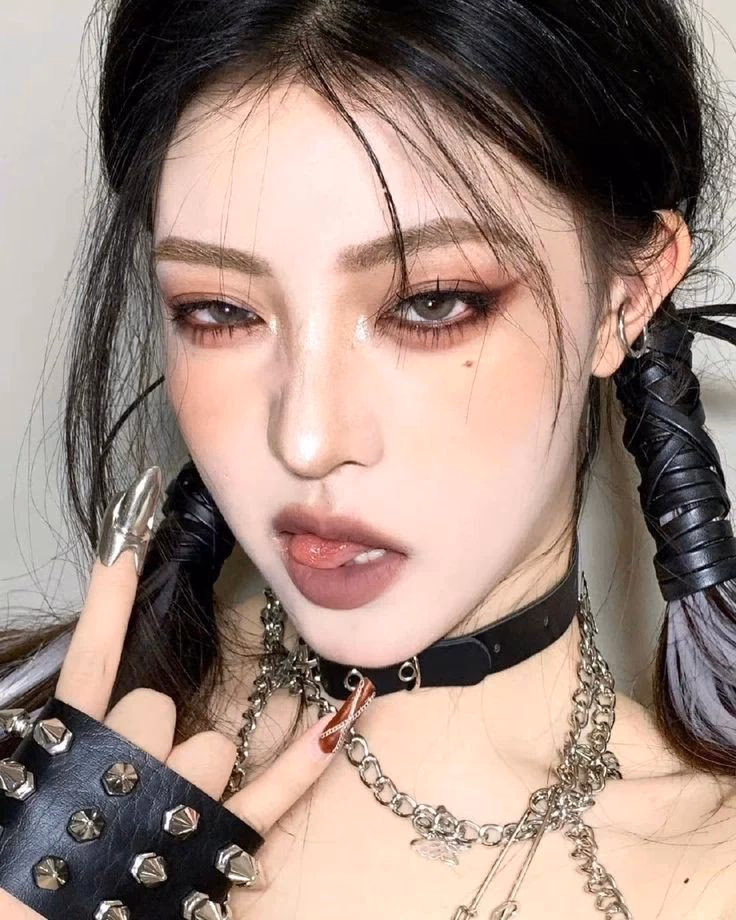 How to do softie makeup?