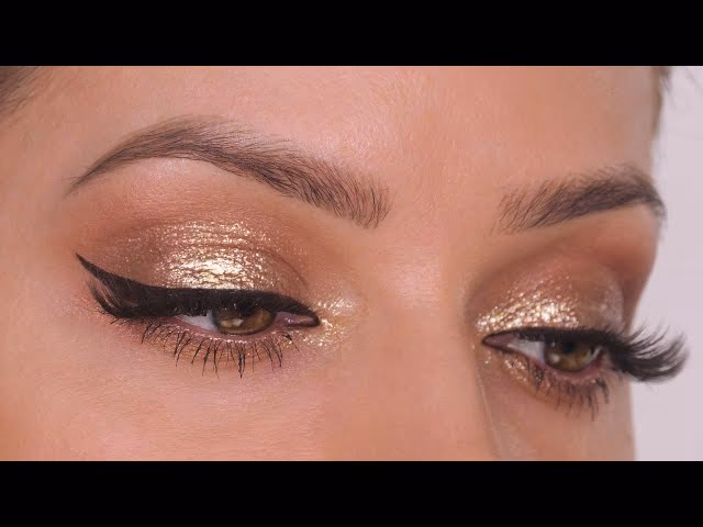 What color brings out golden eyes?