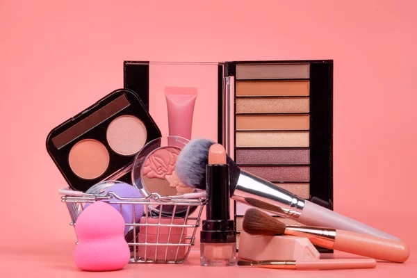 ¿Hay alguna forma de conseguir maquillaje gratis?