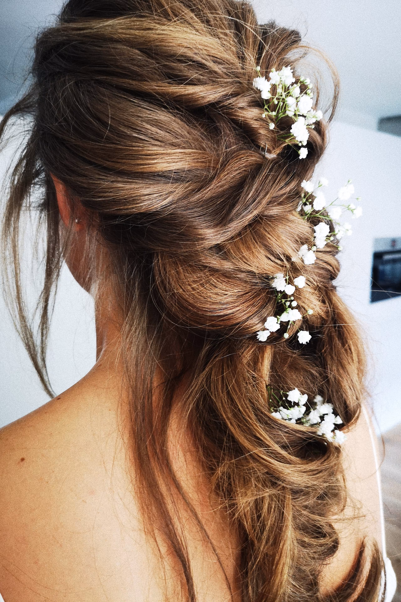 Wat zijn de gemiddelde kosten voor haar en make-up voor een bruiloft?