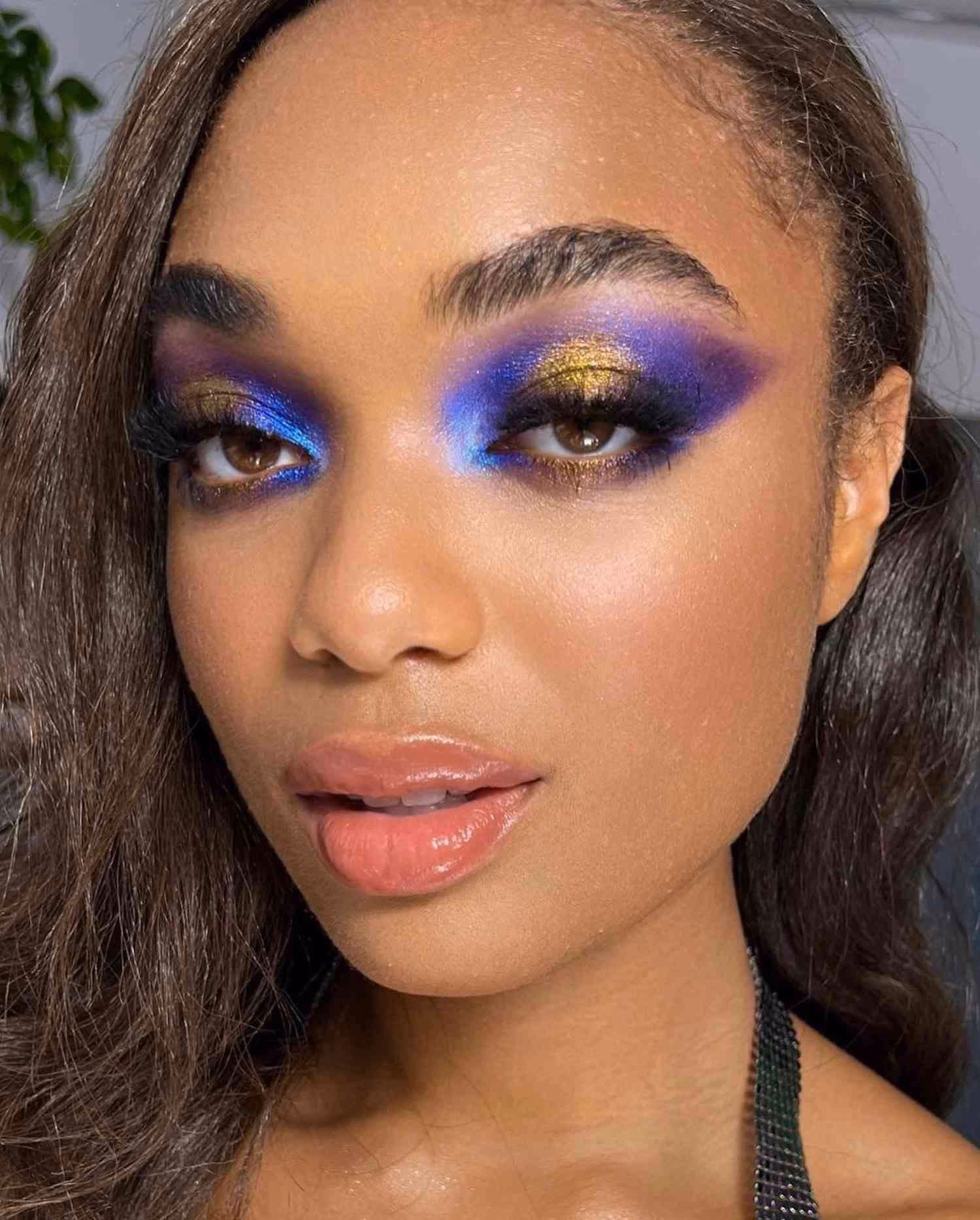 What is the halo eye makeup?