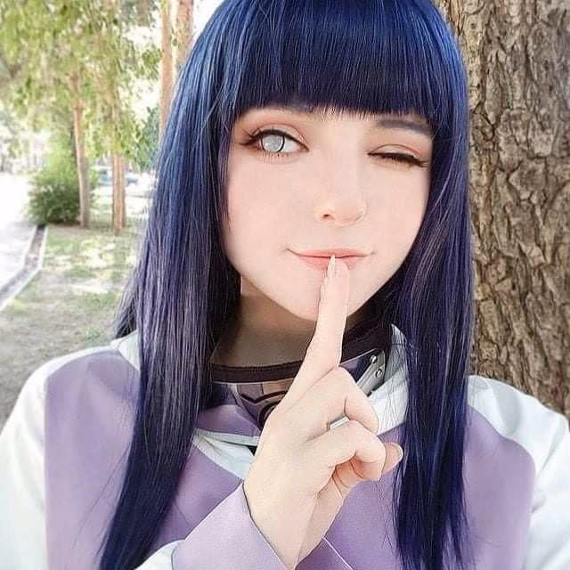 What kind of makeup is used for cosplay?