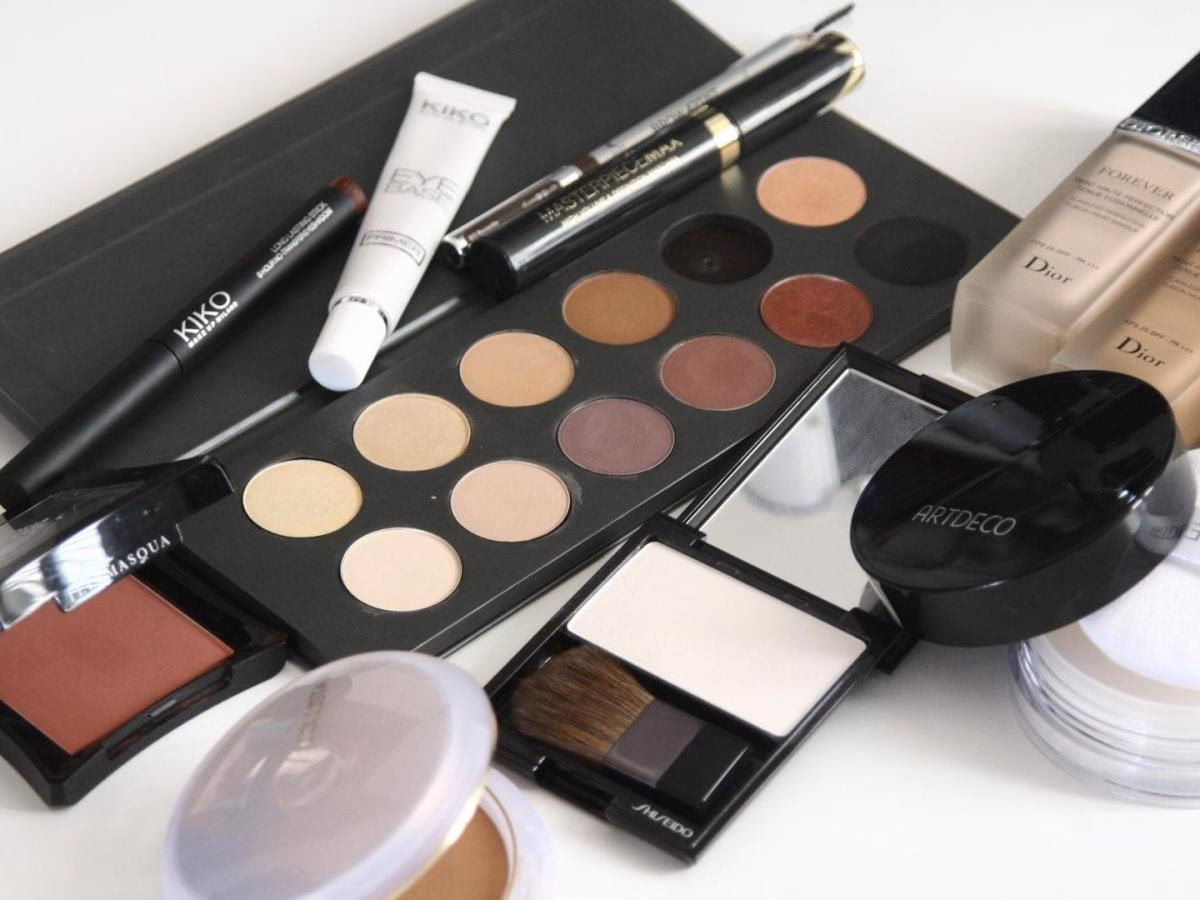 ¿Es posible conseguir maquillaje falso?