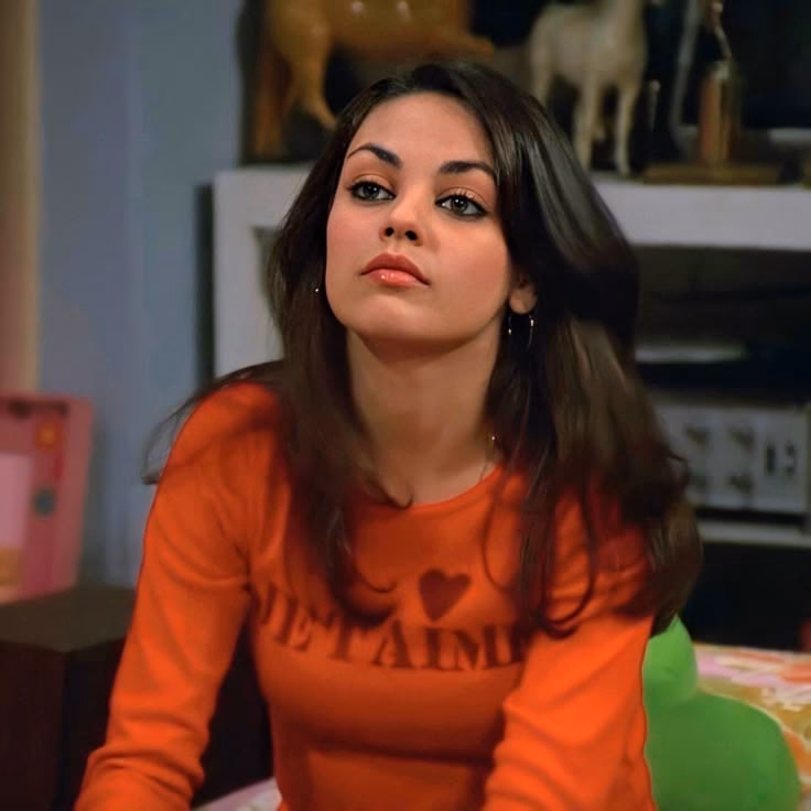 How old is Jackie Burkhart in Season 1?