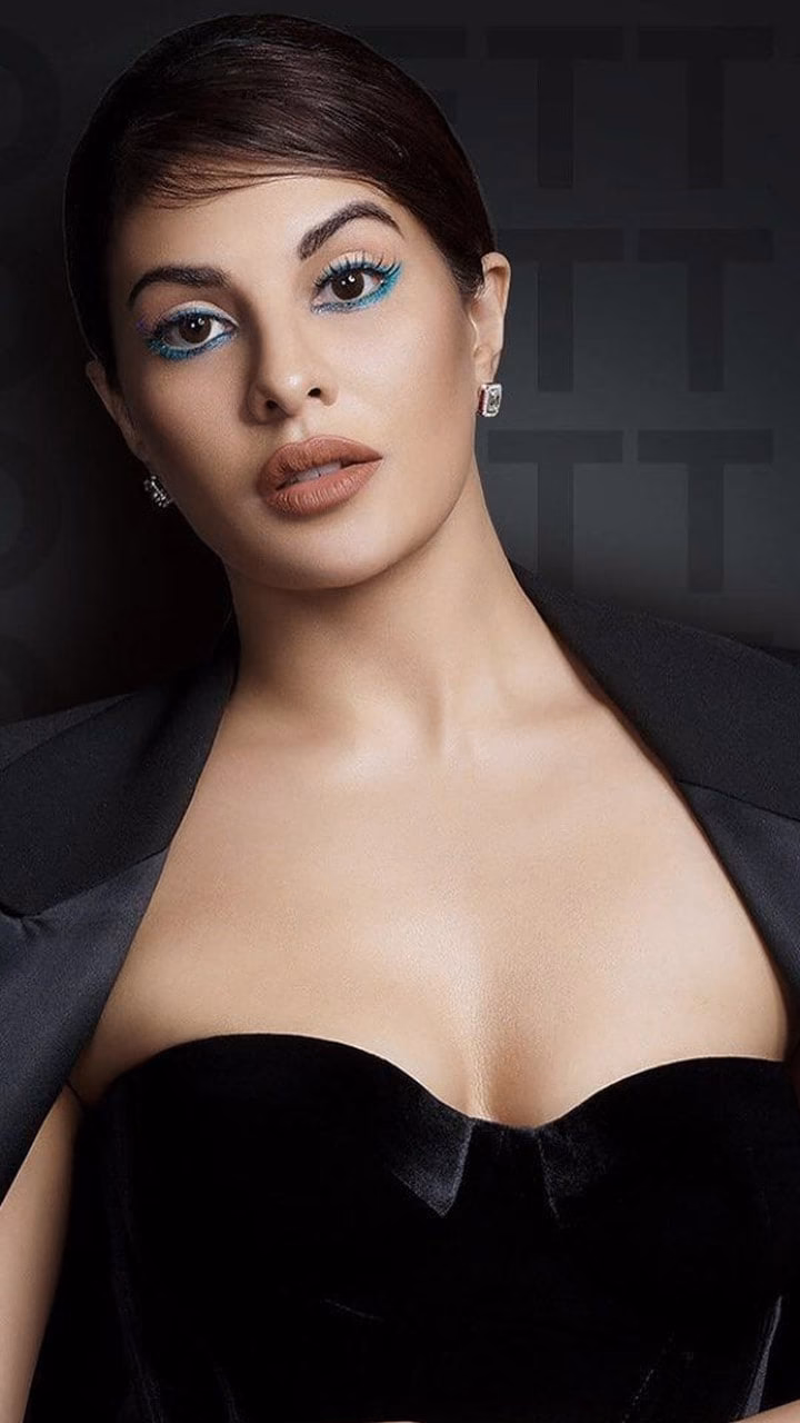 What happened to Jacqueline Cosmetics?