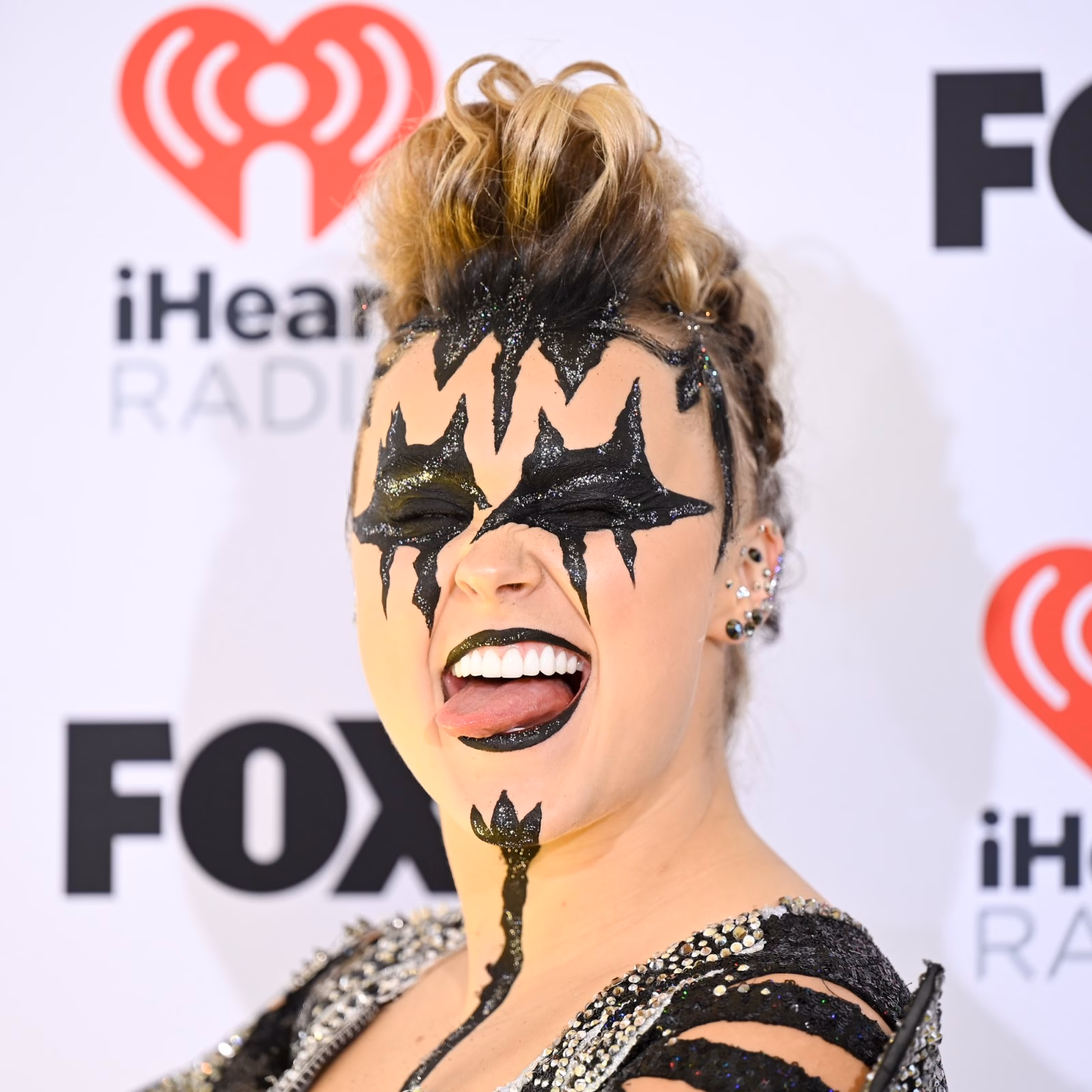 What cosmetic procedure did JoJo Siwa have?