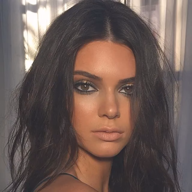 What concealer does Kendall use?