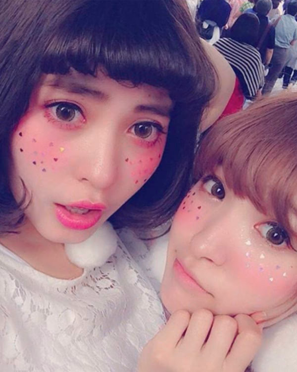 What language is Kira-Kira?