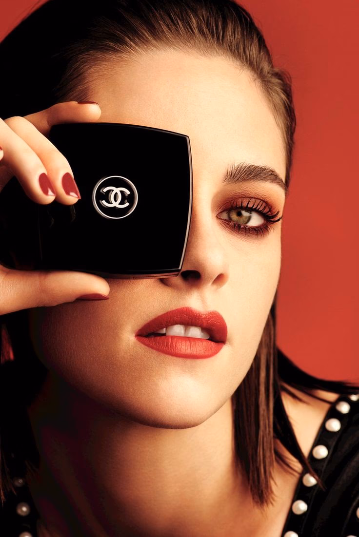 Is Kristen Stewart the face of Chanel?