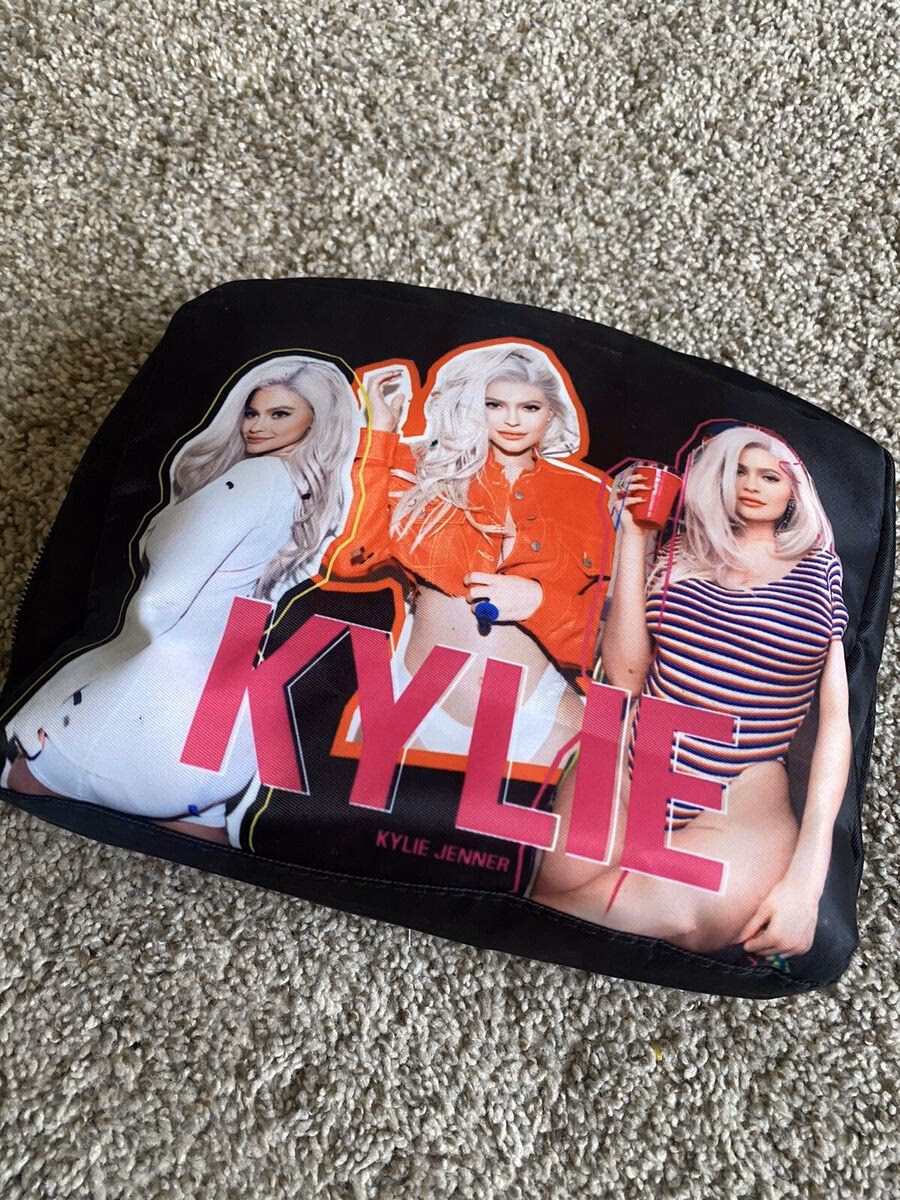 What bag does Kylie Jenner use?