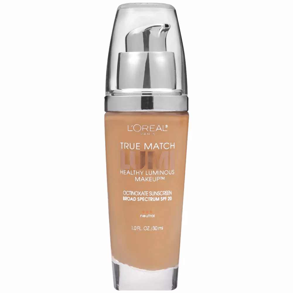 What does True Match Lumi Glotion do?